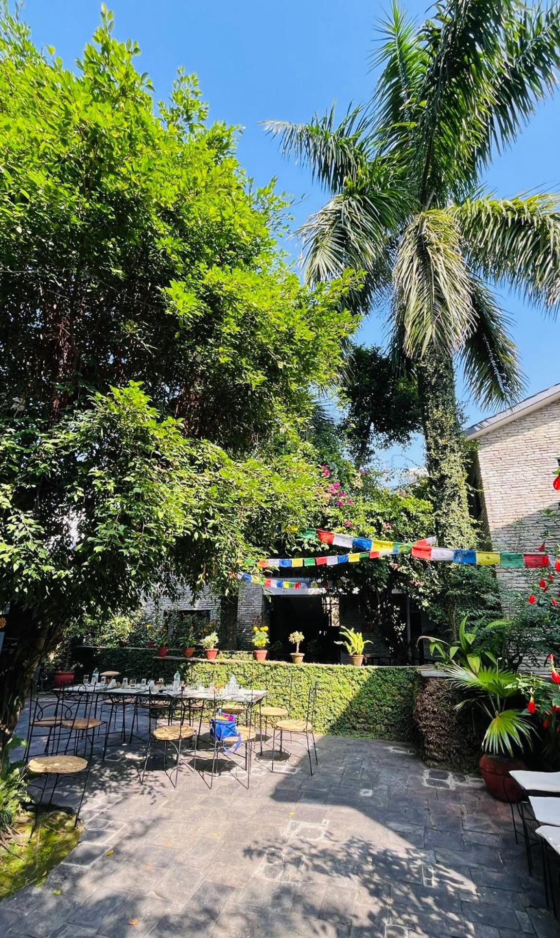 Mum'S Garden Resort Pokhara Ngoại thất bức ảnh